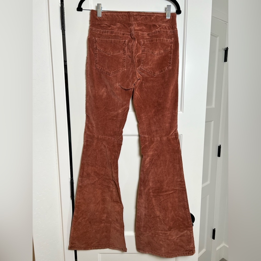 Free People Penny Pull On Mid Rise Corduroy Flare Pants Royale Garnet (27) - Picture 4 of 5